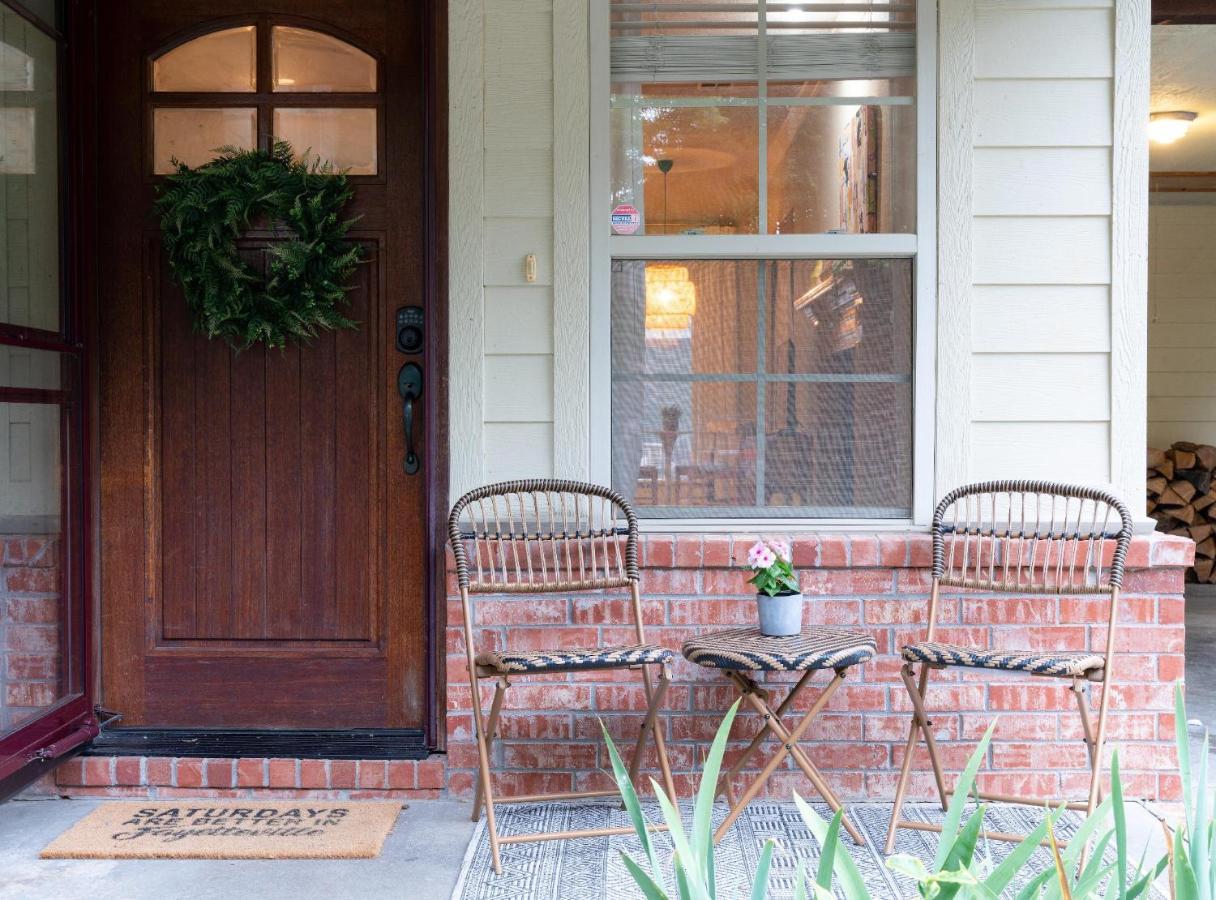 Cottage Getaway - Quiet Cottage Charm Near U Of A Fayetteville Eksteriør bilde
